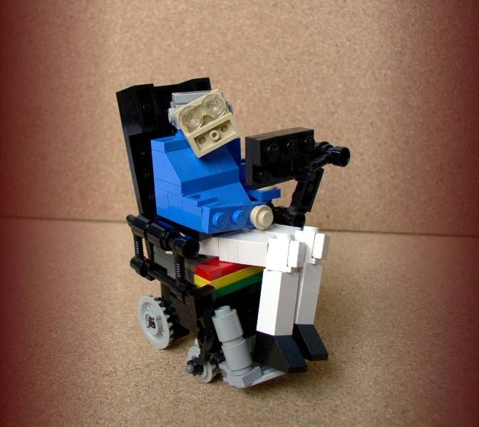 Steven Hawking lego figurine